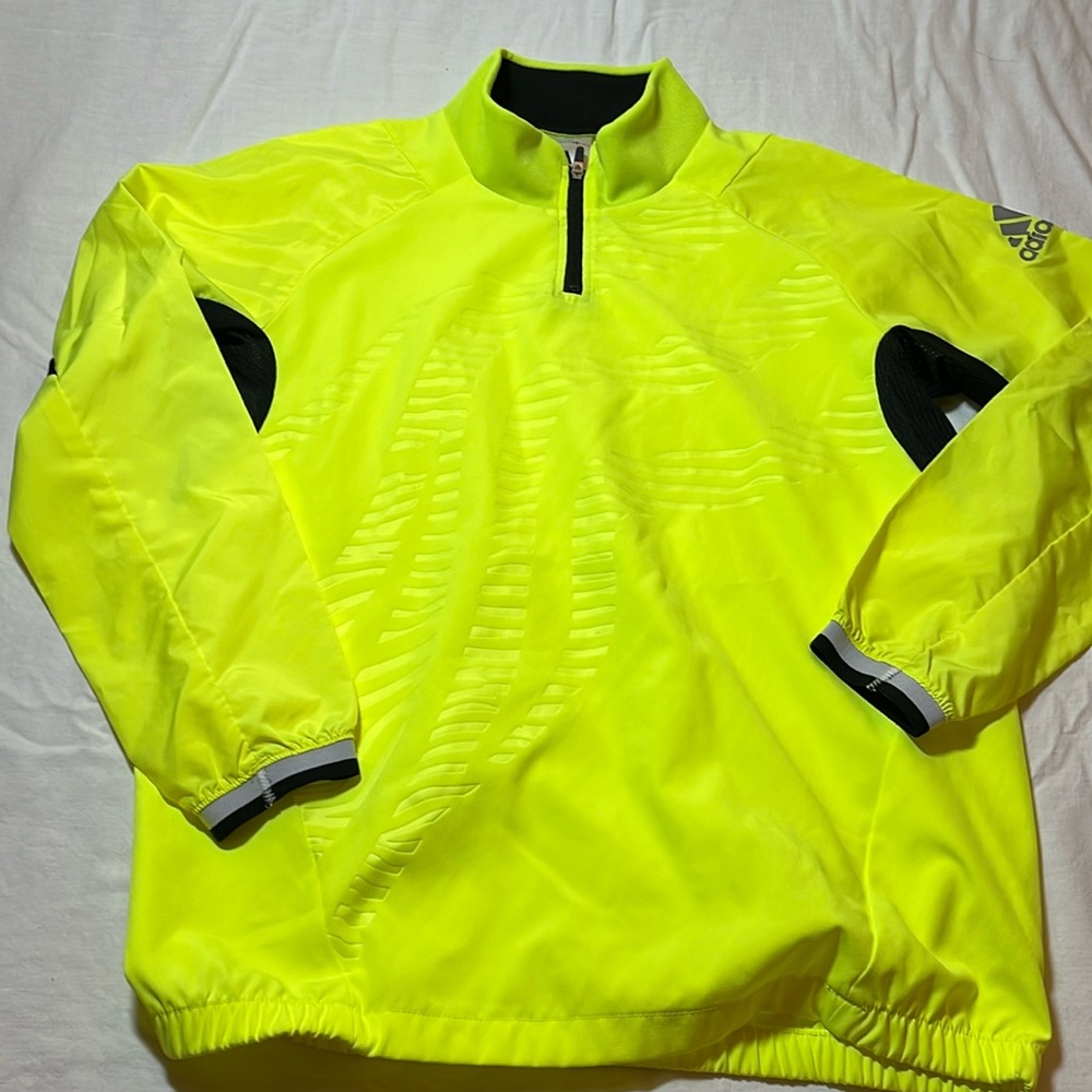 Adidas running jacket size 13/14 (Japan size 140)